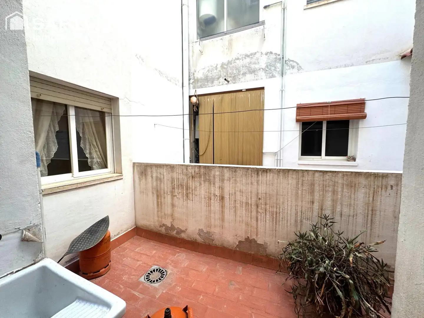 Terraza de Piso en venta en El Pinós / Pinoso con Terraza y Balcón