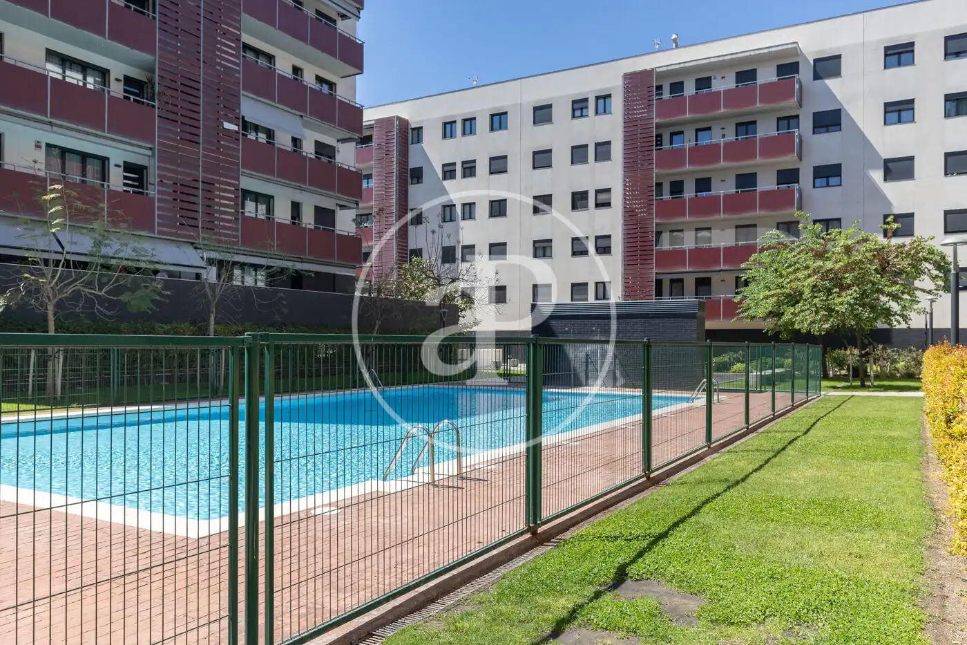 Piscina de Piso en venta en Sant Just Desvern con Aire acondicionado, Calefacción y Terraza