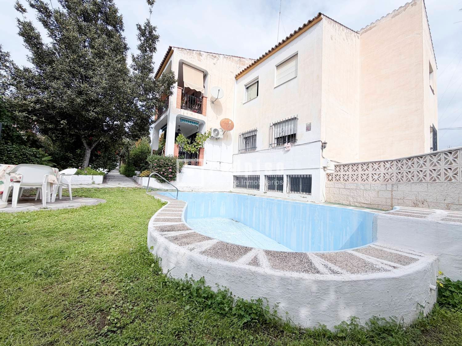 Vista exterior de Dúplex en venda en Málaga Capital amb Aire condicionat, Jardí privat i Terrassa