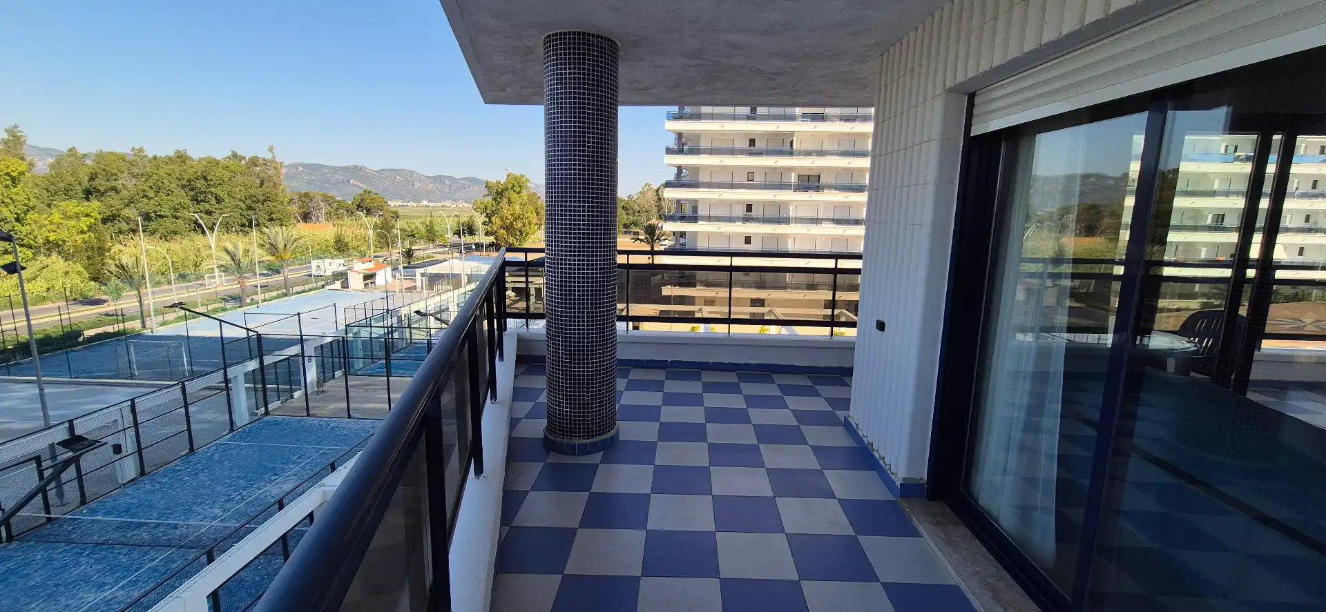 Terrassa de Apartament de lloguer en Gandia amb Aire condicionat, Calefacció i Jardí privat