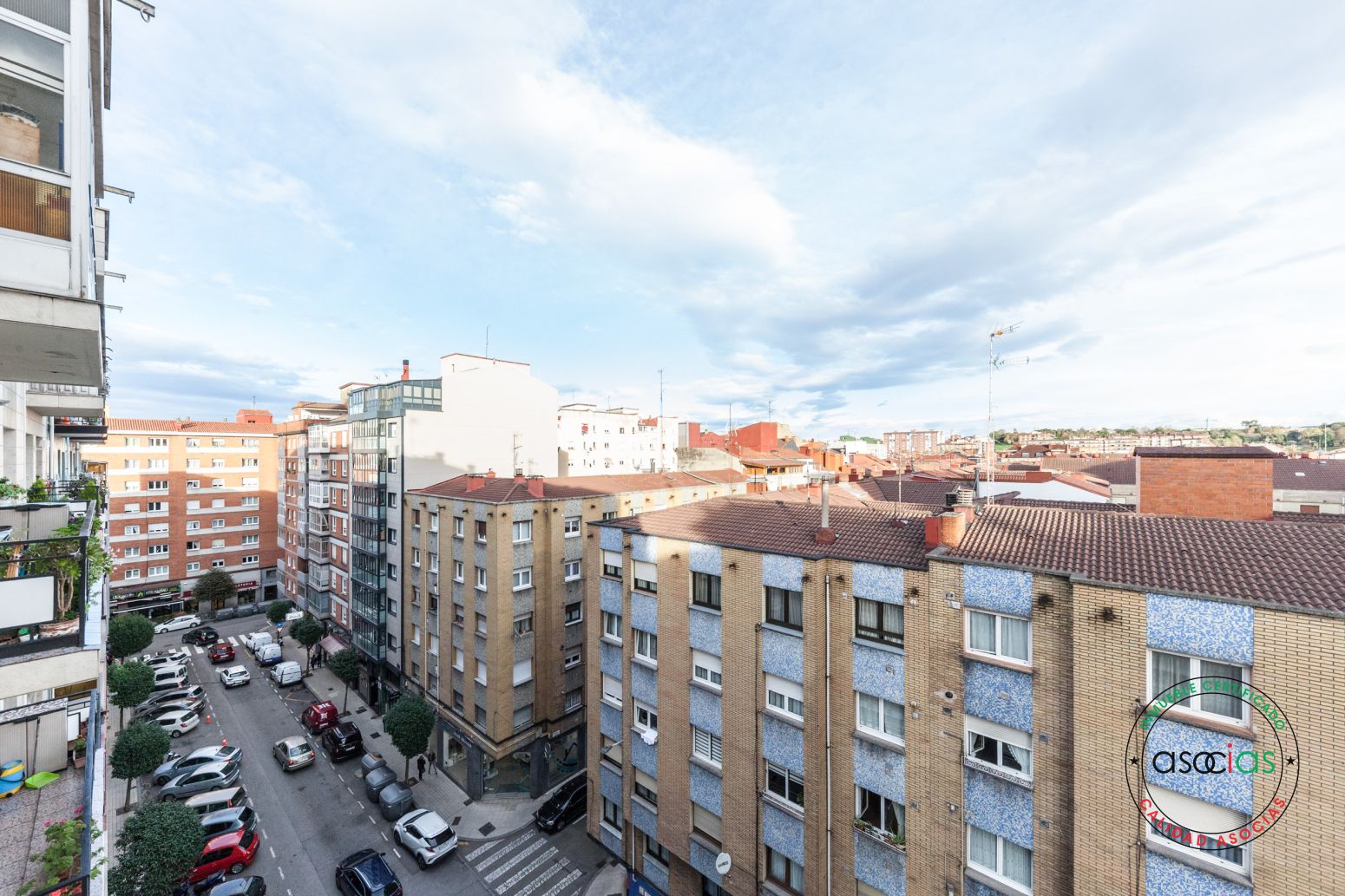 Pis en venda a Gijón - C/ RONCAL, Llano