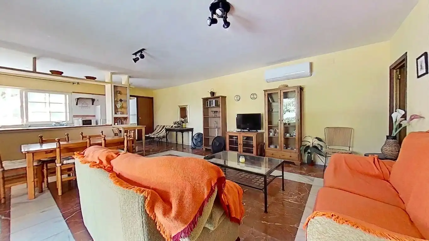 Living room of Houses for sale in Dos Hermanas  with Air Conditioner, Heating and Swimming Pool