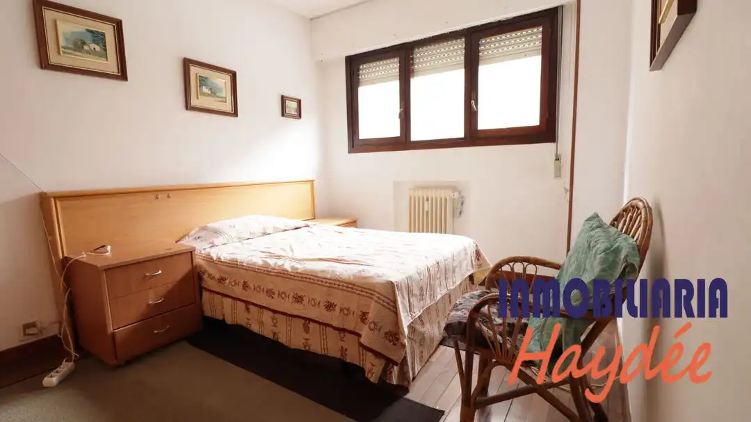 Bedroom of Flat for sale in Getxo   with Heating, Private garden and Storage room