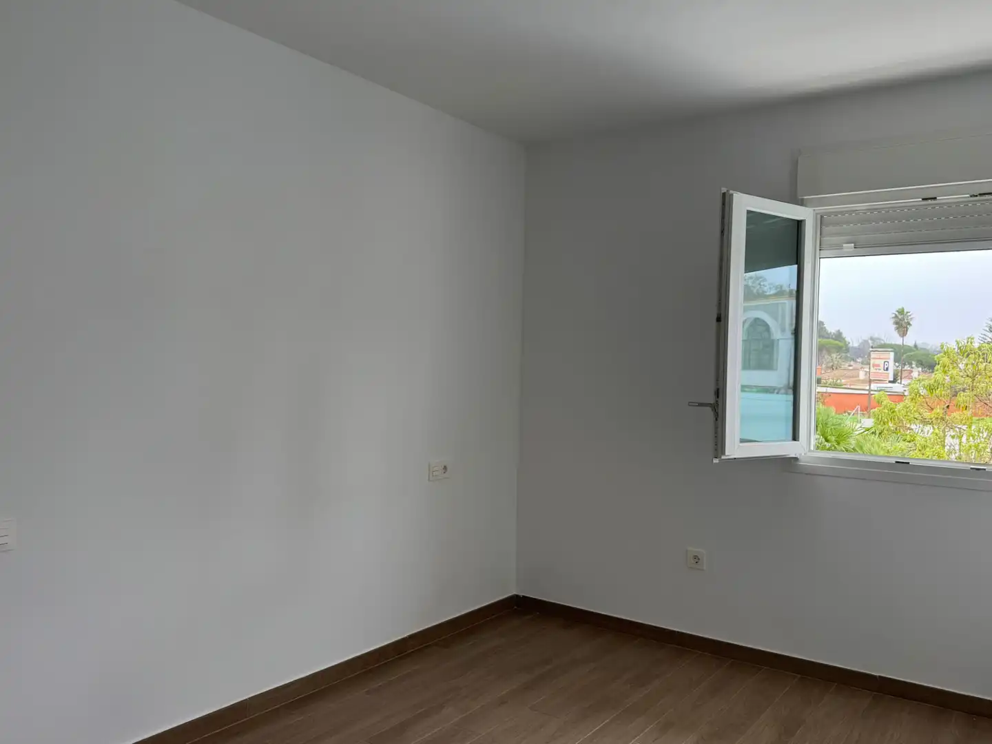 Habitación de Piso en venta en Chiclana de la Frontera con Terraza