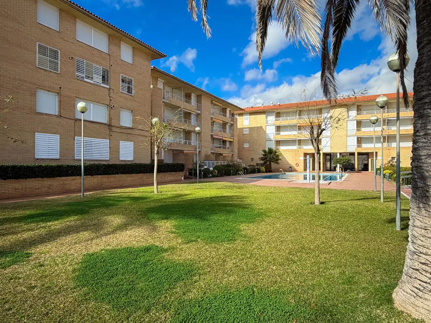 Vista exterior de Ático en venta en El Vendrell con Aire acondicionado, Calefacción y Terraza