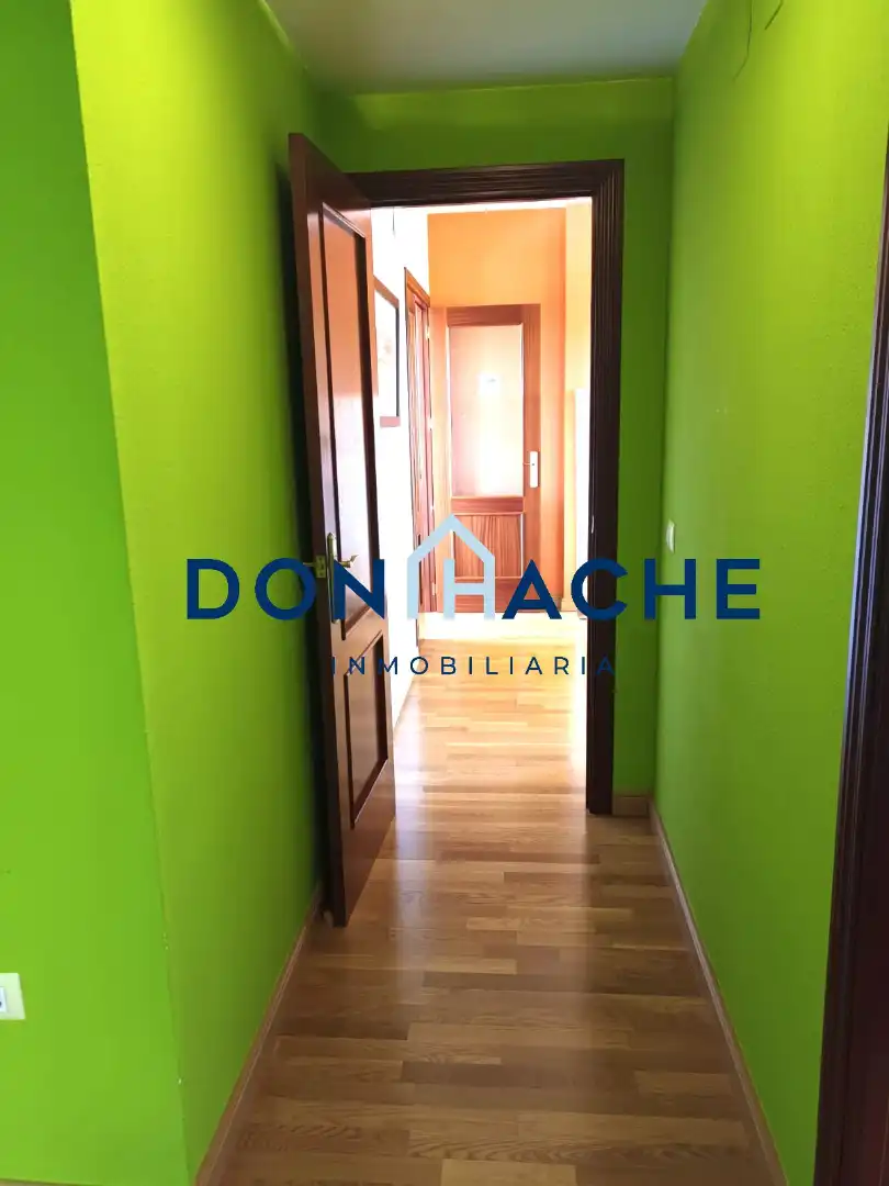Flat for sale in Mérida  with Air Conditioner, Parquet flooring and Terrace
