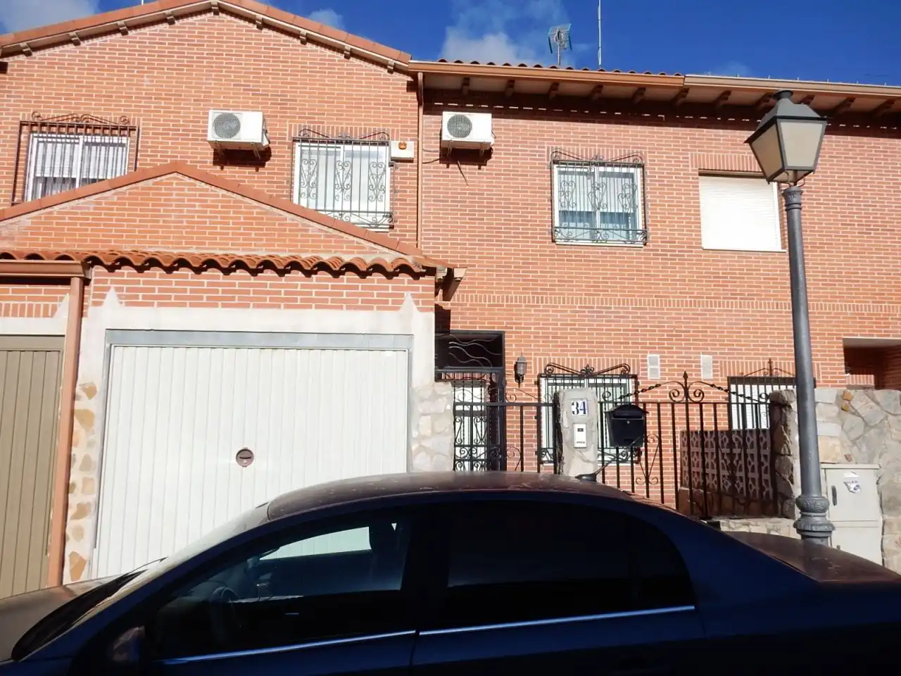 Adosado en venta en Calle Emilio Castelar 34