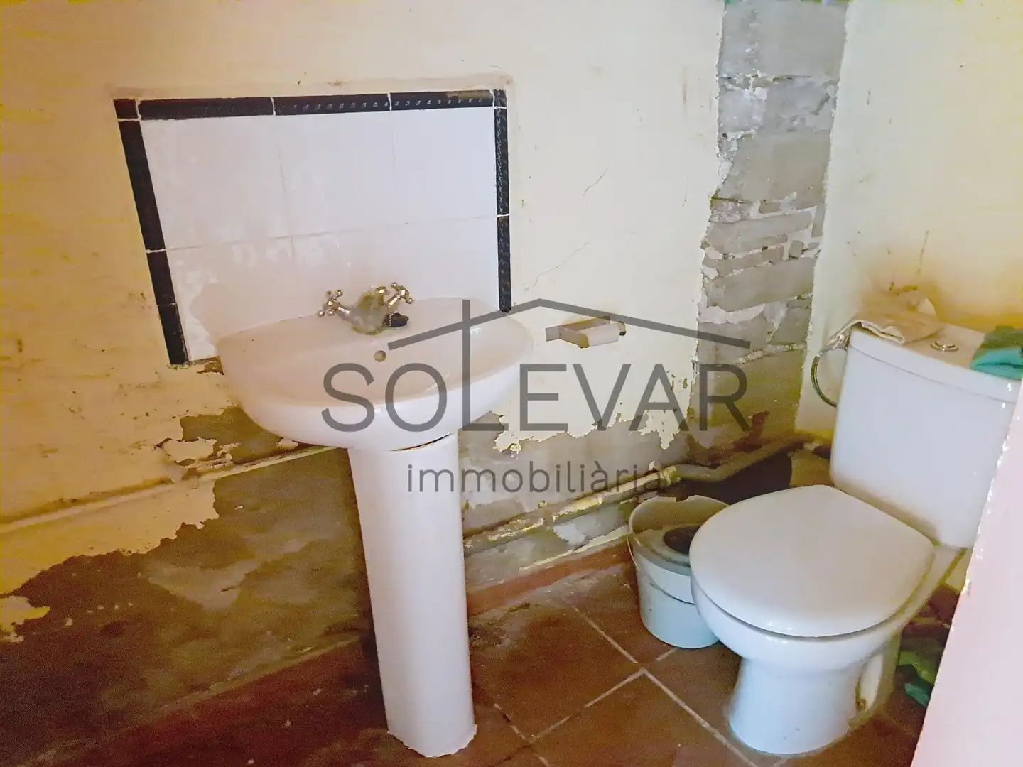 Baño de Casa o chalet en venta en Llimiana con Calefacción, Trastero y Amueblado