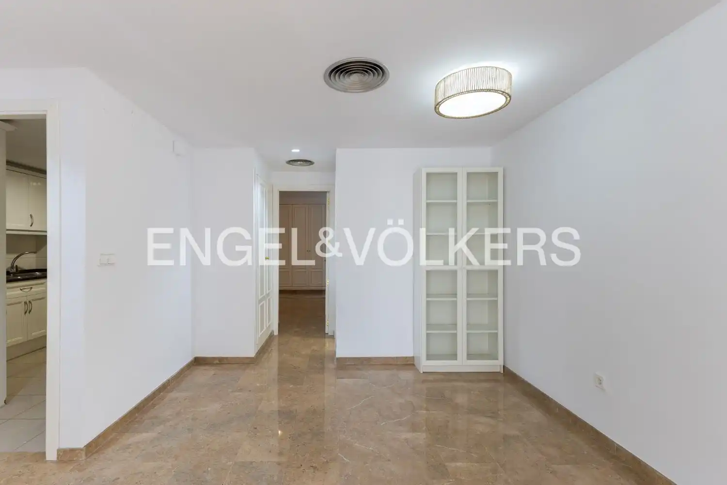Piso de alquiler en Valencia con Aire acondicionado, Calefacción y Piscina