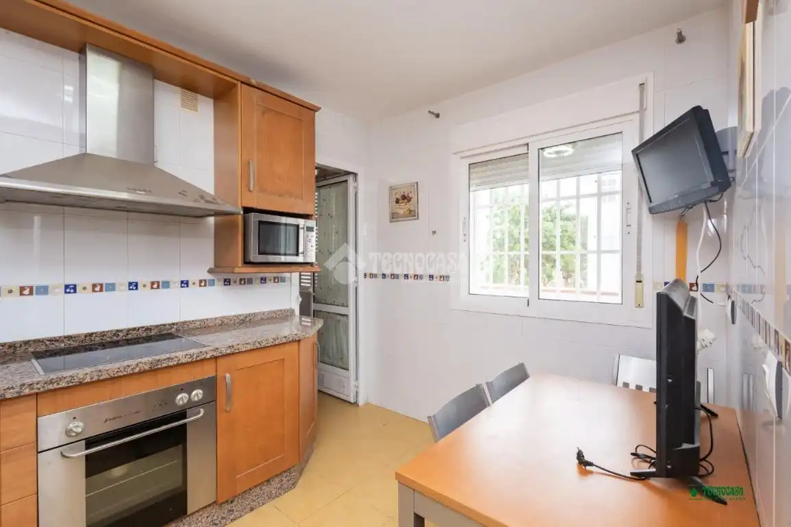 Kitchen of Flat for sale in Almería  with Air Conditioner