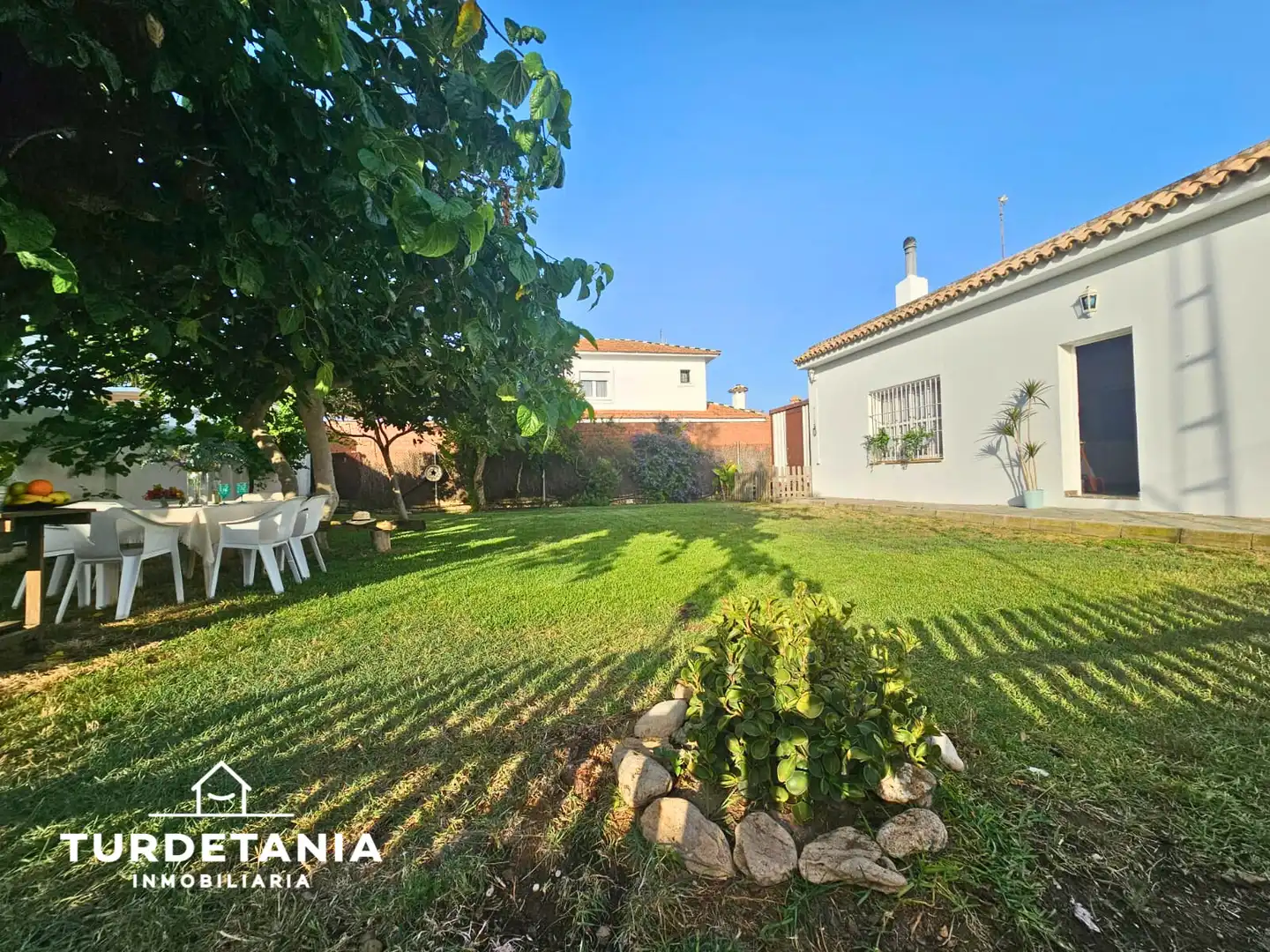 Jardín de Casa o chalet de alquiler en Chipiona con Aire acondicionado, Jardín privado y Amueblado