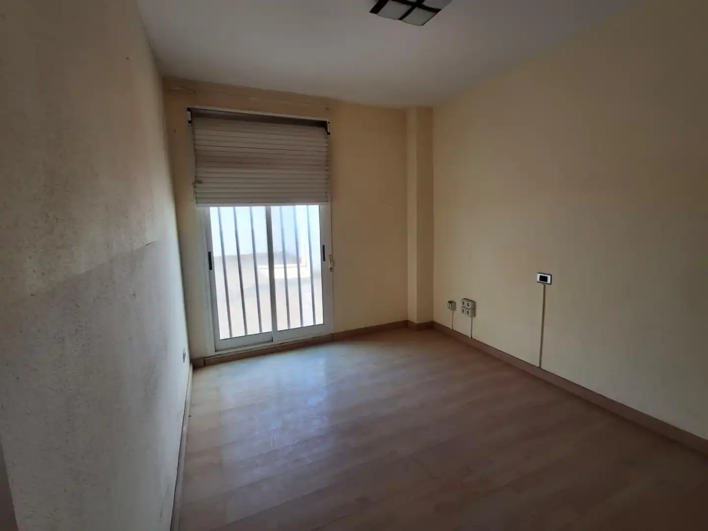 Habitación de Piso en venta en Sollana con Terraza y Balcón
