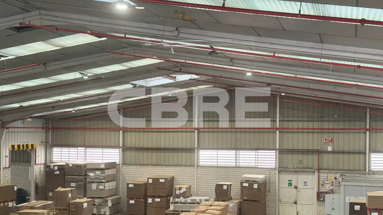 Nave industrial de alquiler en Pinto