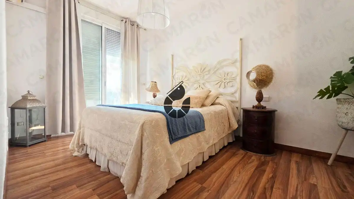 Bedroom of Flat for sale in Coria del Río  with Air Conditioner, Parquet flooring and Storage room