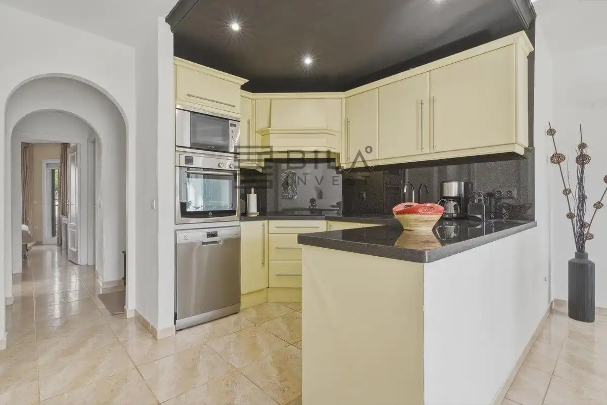 Flat for sale in La Siesta, Mijas Golf