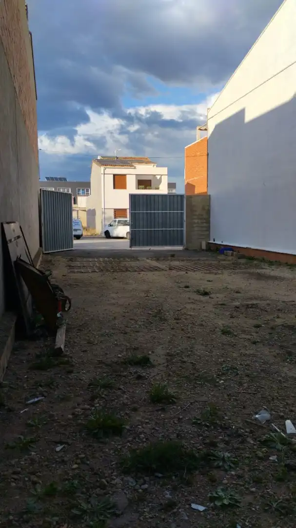 Terreny residencial en venda a Avinguda de l'Estació 74, imagen 2