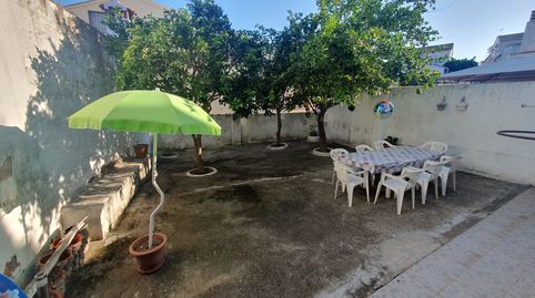 Casa con patio, imatge 2