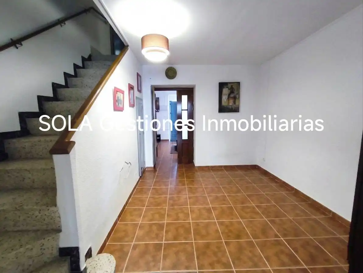 Houses for sale in Torreperogil  with Terrace, Storage room and Furnished