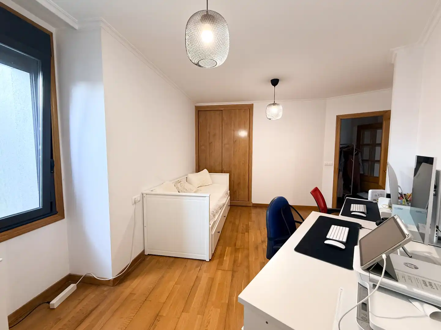 Habitación de Piso en venta en Vilagarcía de Arousa con Calefacción, Parquet y Terraza