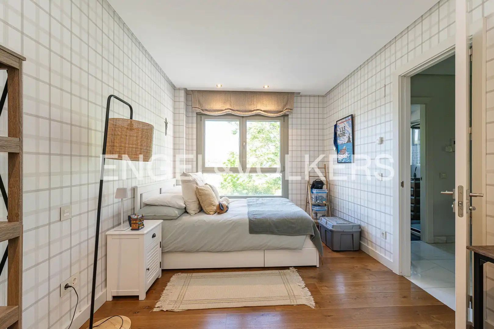 Habitación de Casa adosada de alquiler en Madrid con Aire acondicionado, Calefacción y Jardín privado