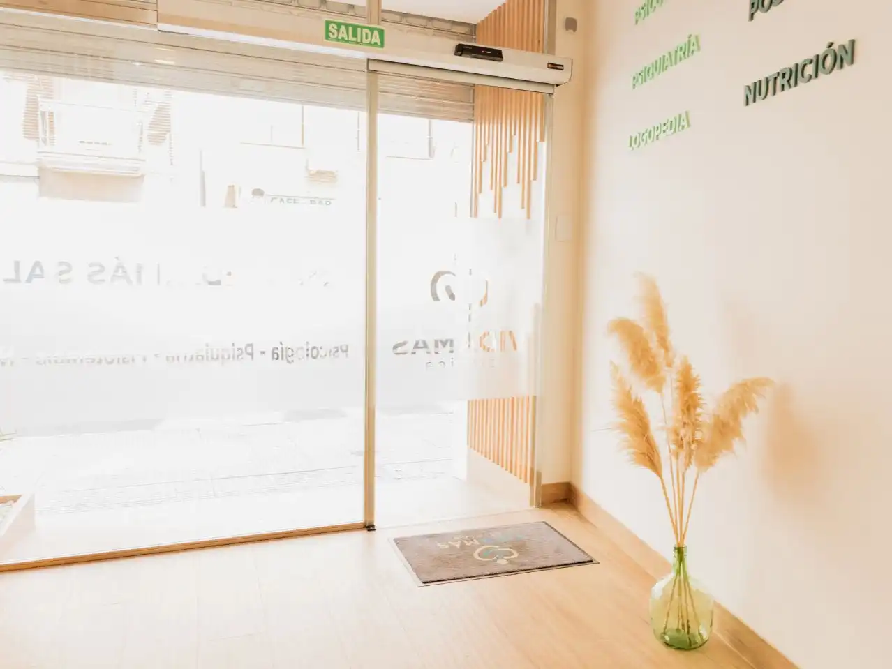 Office for rent in Huelva  with Air Conditioner, Heating and Furnished