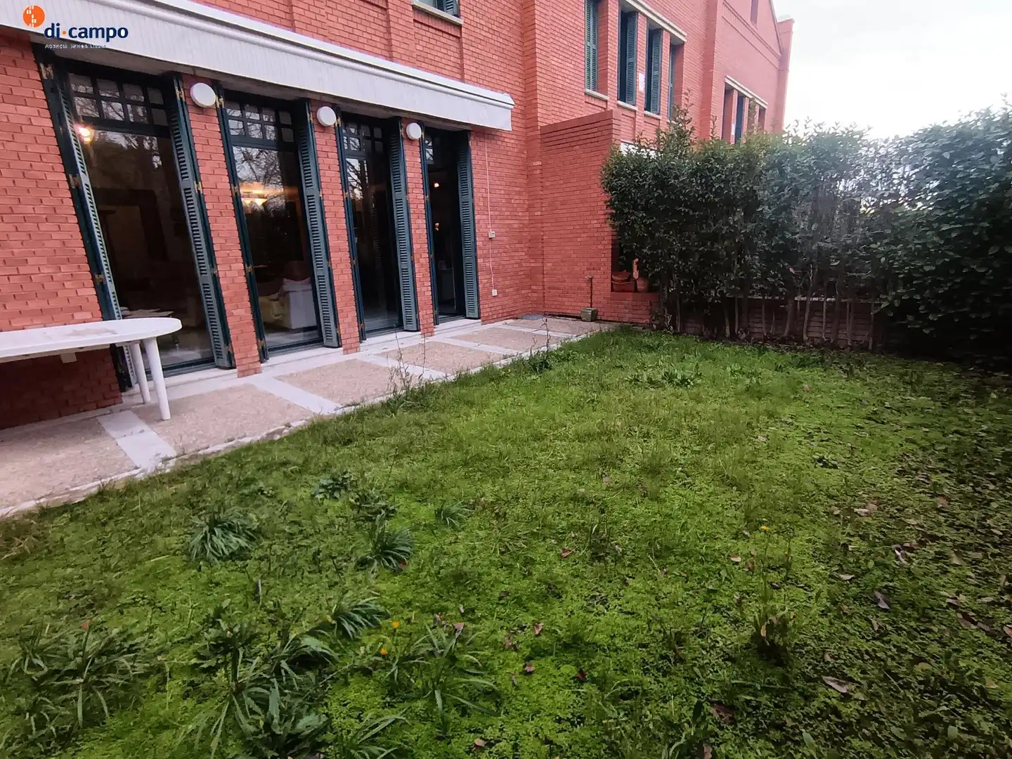Jardí de Casa adosada en venda en Valladolid amb Jardí privat, Traster i Piscina comunitària