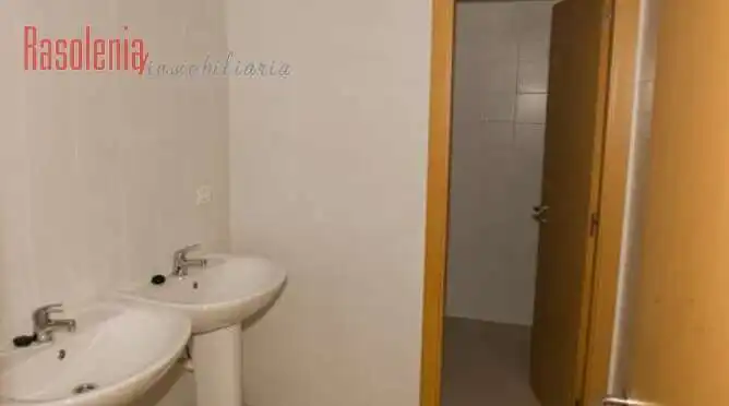 Baño de Nave industrial en venta en Vigo 