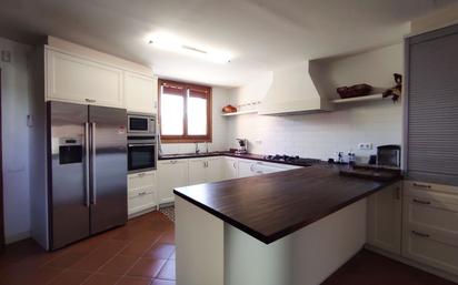 Kitchen of House or chalet for sale in Ripoll  with Air Conditioner, Heating and Private garden