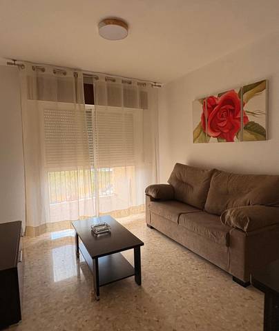 Piso en Alquiler en Casco Antiguo