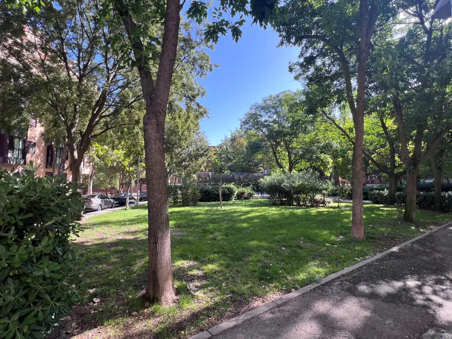 Exterior view of Flat for rent in Madrid  with Air Conditioner, Heating and Private garden