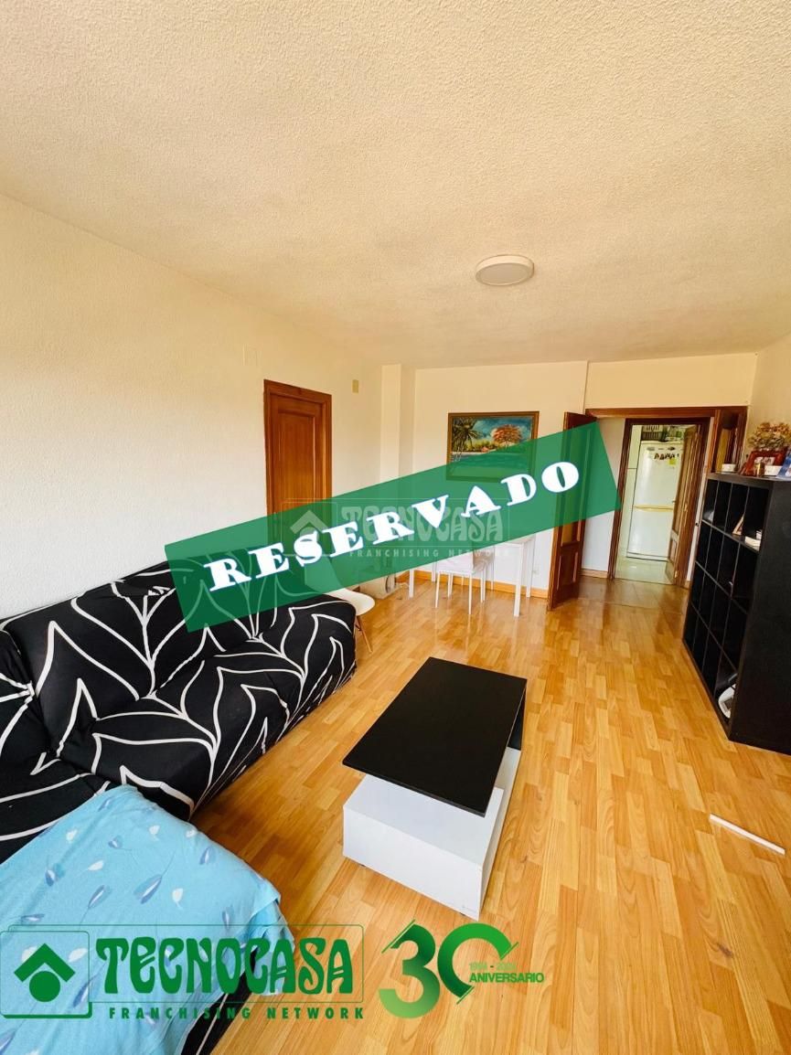 Dormitori de Pis en venda en  Toledo Capital amb Calefacció, Parquet i Balcó