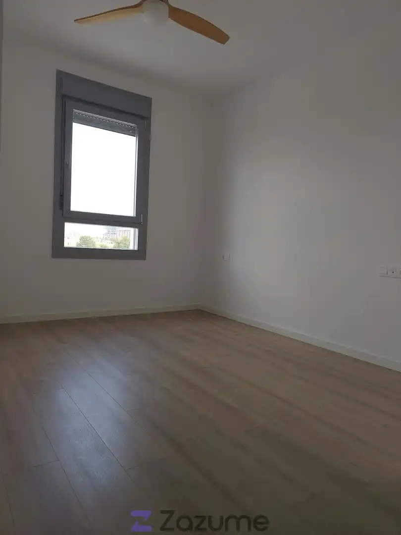 Schlafzimmer von Wohnung zur Miete in Dos Hermanas mit Klimaanlage, Heizung und Privatgarten