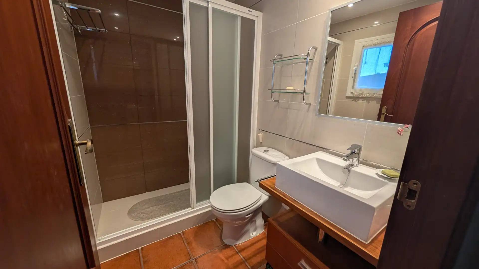 Baño de Piso en venta en Sant Feliu de Guíxols con Aire acondicionado, Calefacción y Terraza