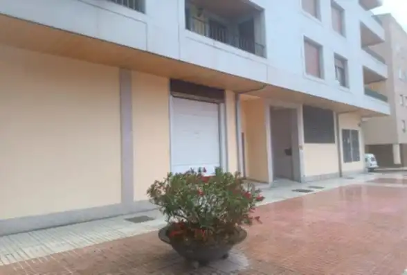 Local comercial de lloguer a Av. El Ferial, imagen 2