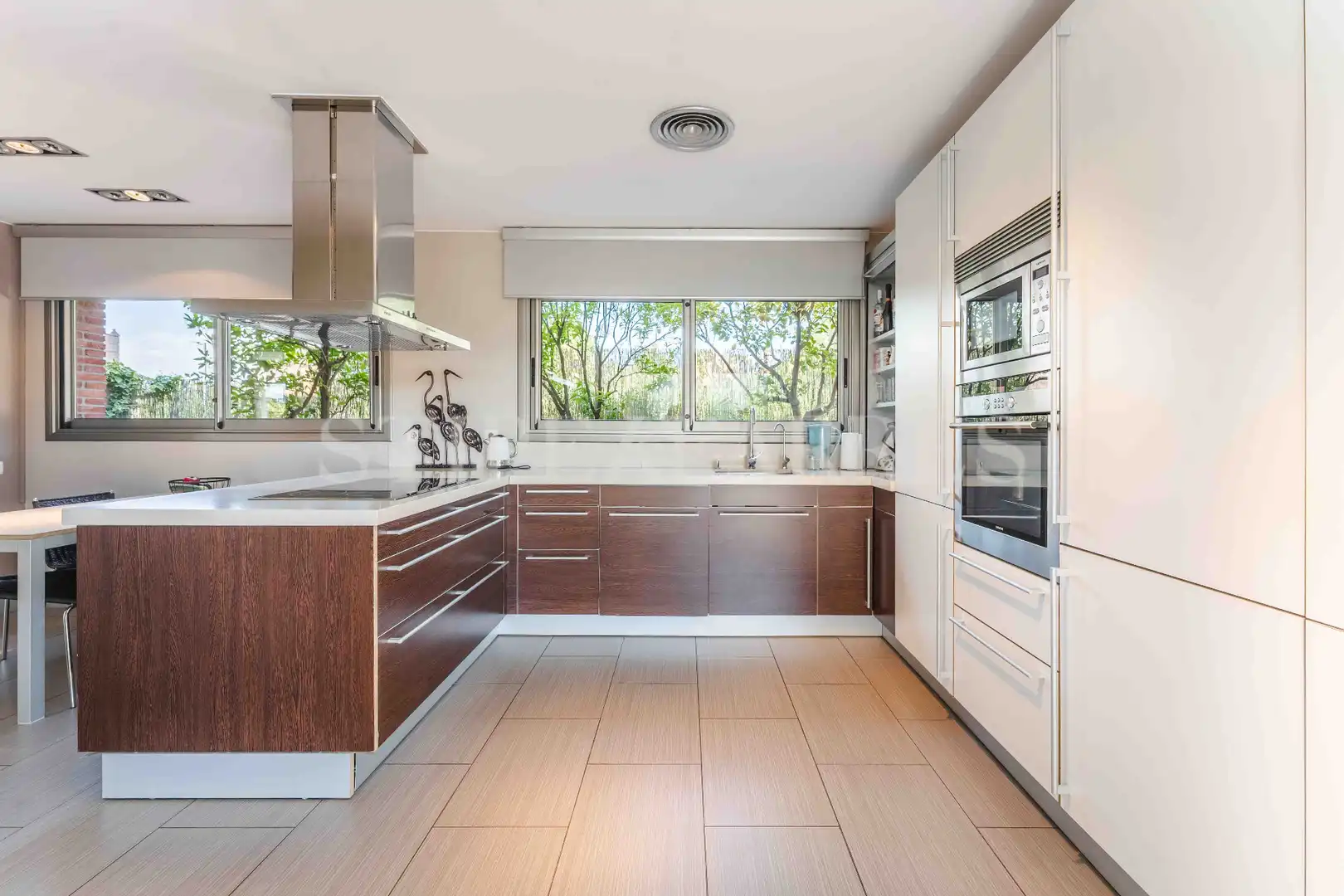 Cocina de Casa o chalet de alquiler en El Papiol con Aire acondicionado, Calefacción y Jardín privado
