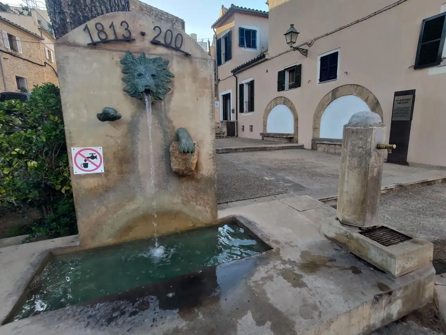 Vista exterior de Casa adosada en venta en Pollença con Terraza y Balcón