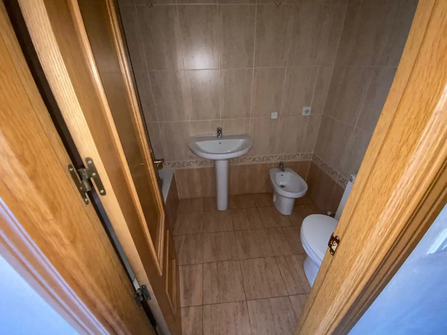 Baño de Piso en venta en Granada con Calefacción