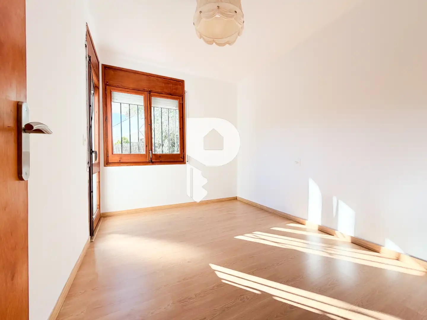 Bedroom of Houses for sale in Vallirana  with Air Conditioner, Heating and Private garden