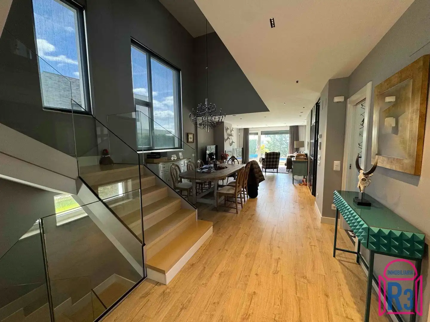 Comedor de Casa o chalet en venta en León Capital  con Calefacción y Piscina