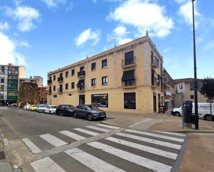 Vista exterior de Pis en venda en Plasencia amb Aire condicionat, Calefacció i Terrassa
