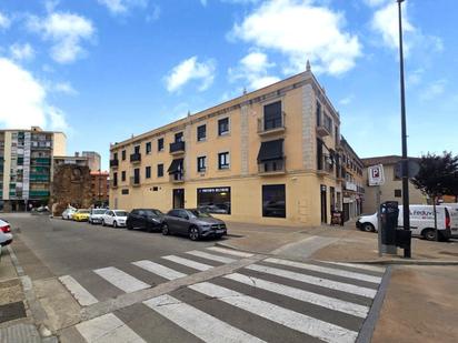 Vista exterior de Pis en venda en Plasencia amb Aire condicionat, Calefacció i Terrassa