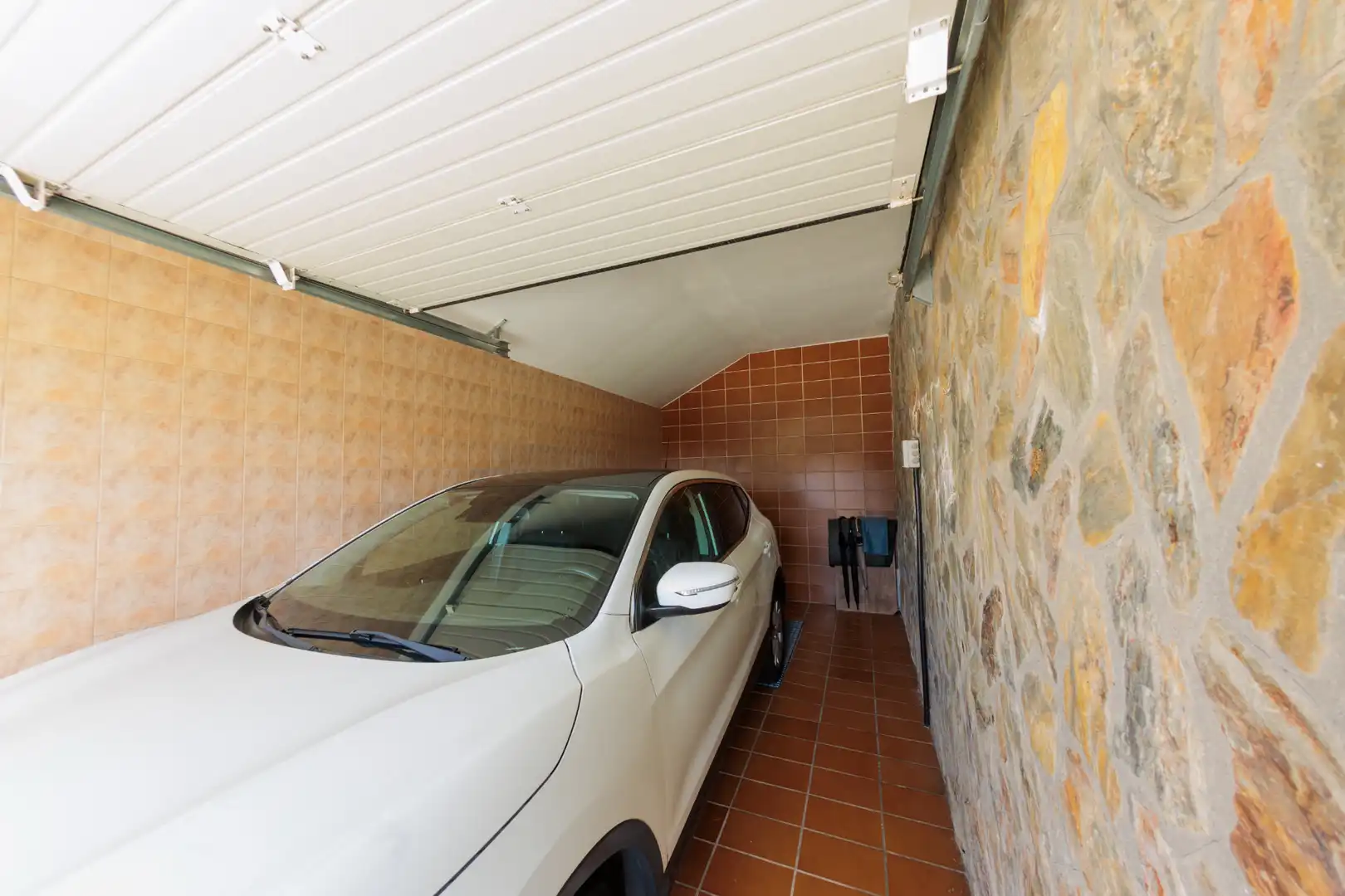 Parking de Casa o chalet en venta en Vigo  con Jardín privado, Parquet y Terraza