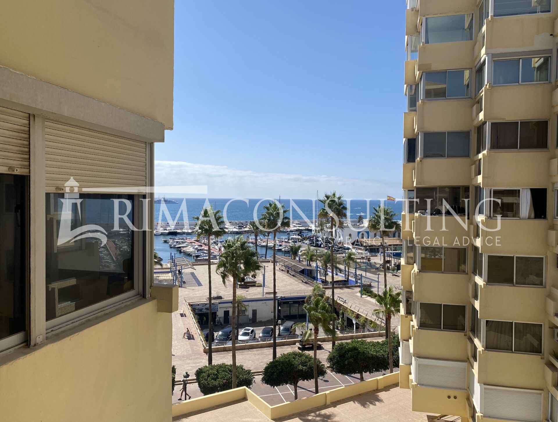 Exterior view of Apartment for sale in Marbella  with Terrace, Storage room and Furnished