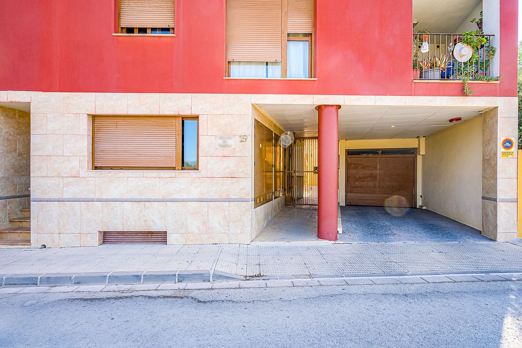 Vista exterior de Garatge en venda en Beniarbeig