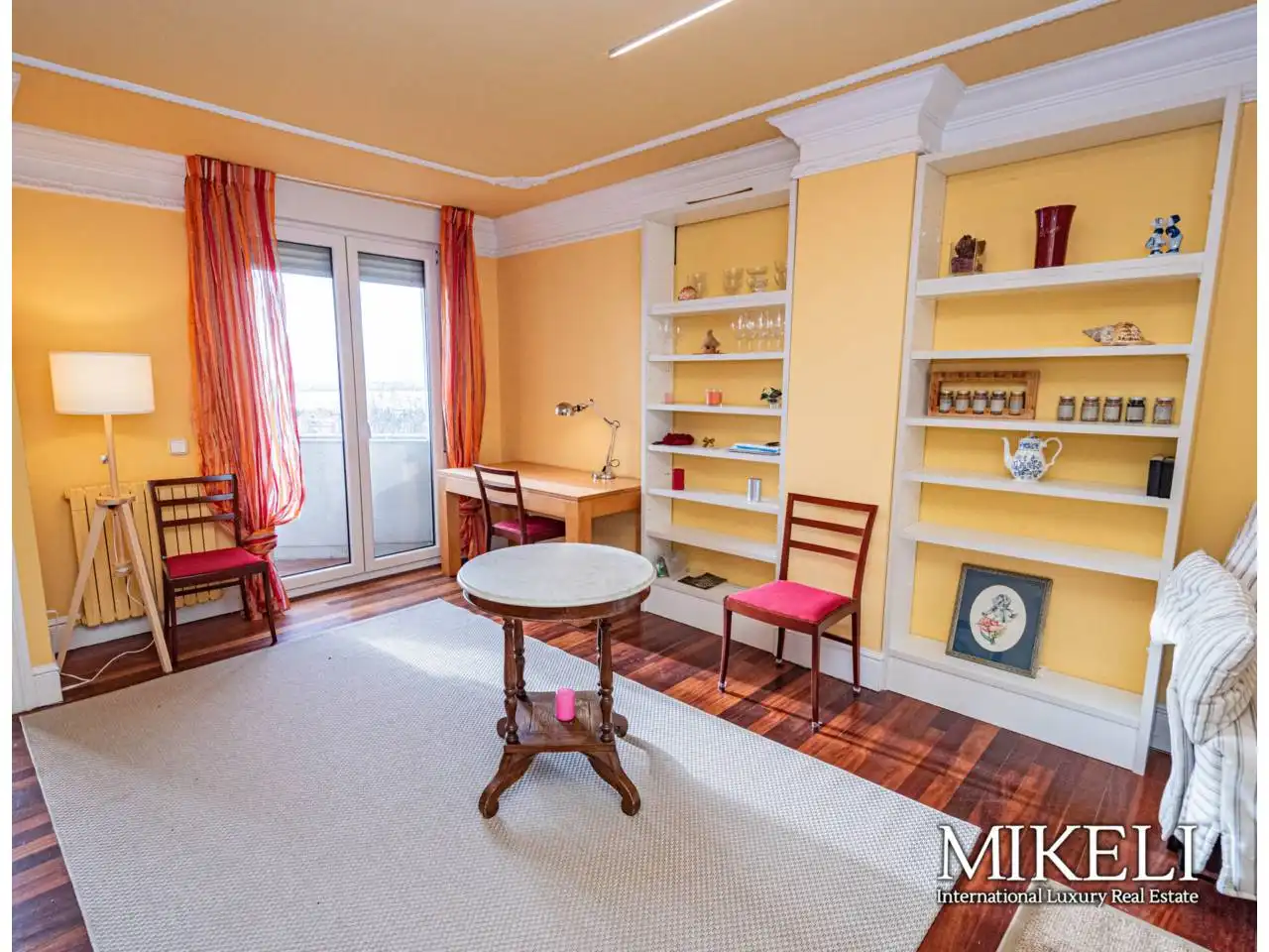 Dormitori de Apartament de lloguer en Santander amb Calefacció, Parquet i Terrassa