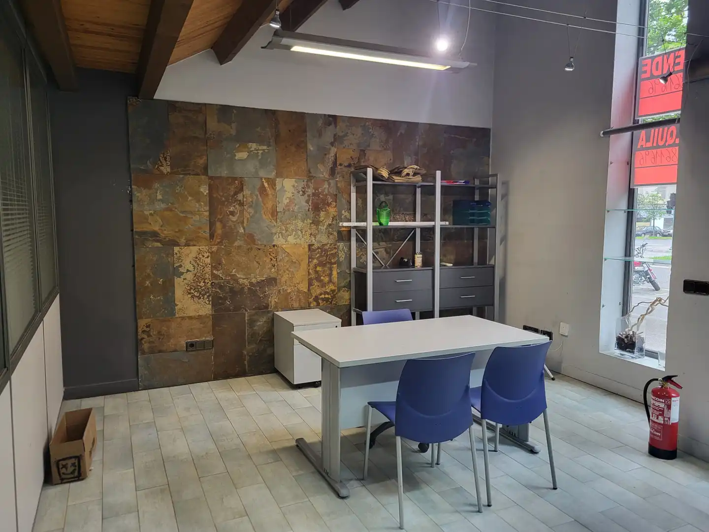 Commercial properties for rent in  Pamplona / Iruña  with Air Conditioner, Heating and Furnished