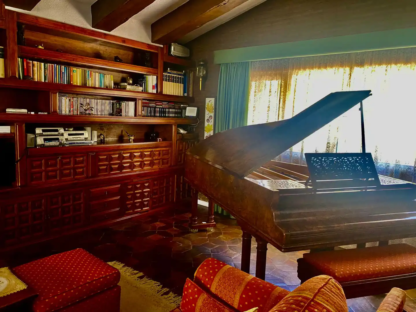 Living room of Houses for sale in Fuengirola  with Air Conditioner, Private garden and Swimming Pool