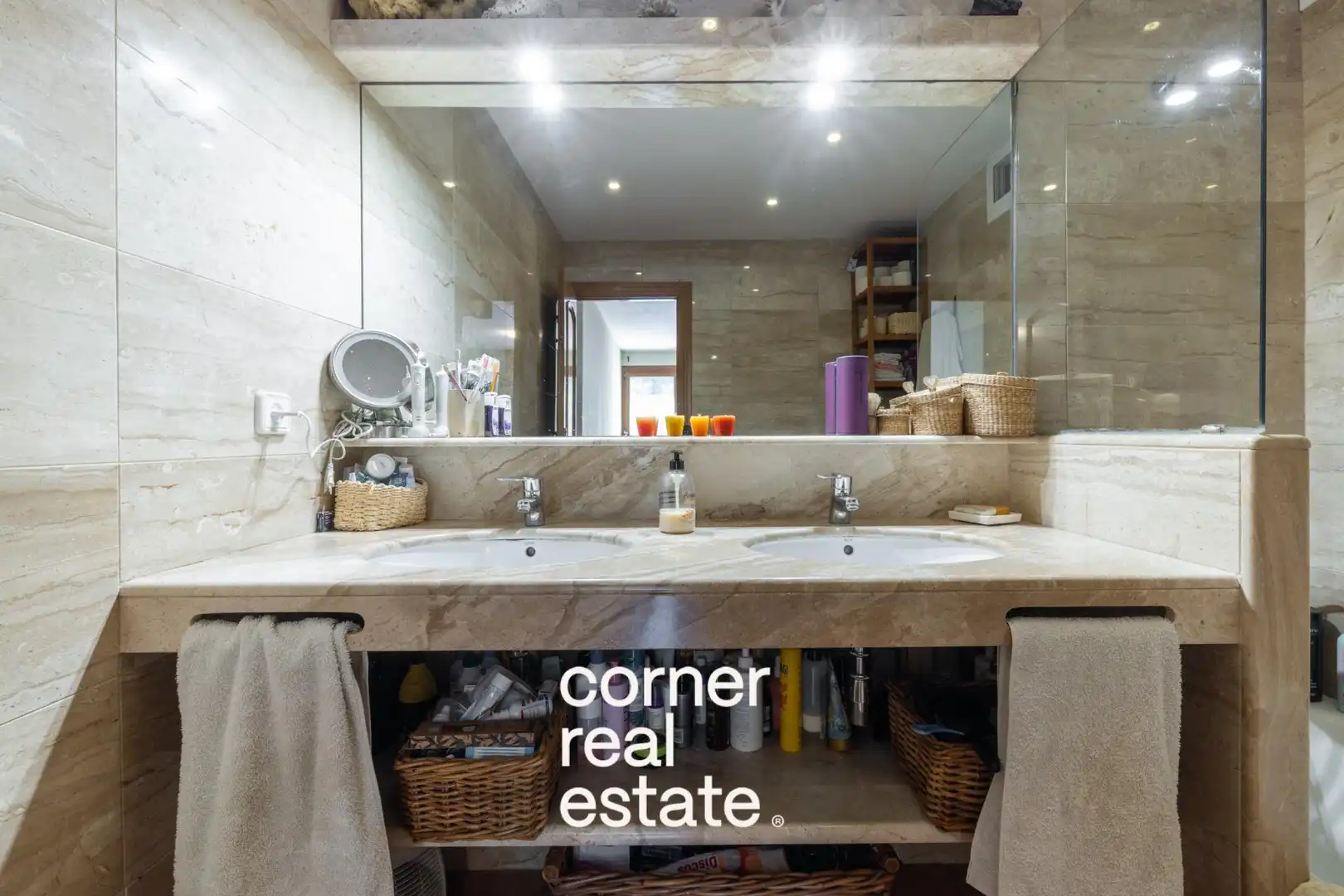 Baño de Casa o chalet en venta en Molins de Rei con Aire acondicionado, Calefacción y Jardín privado