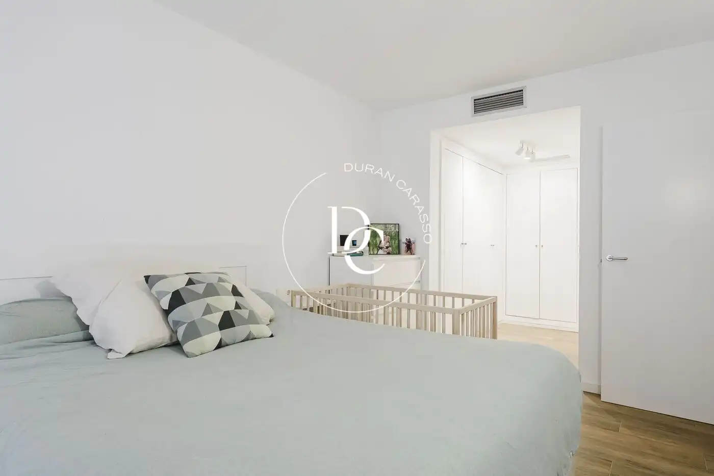 Wohnung zur Miete in Carrer Tarongers, Can Pei