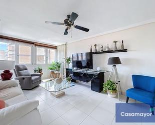 Sala d'estar de Pis en venda en Alicante / Alacant amb Aire condicionat, Calefacció i Jardí privat